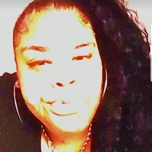 Meet your Posher, Danelle